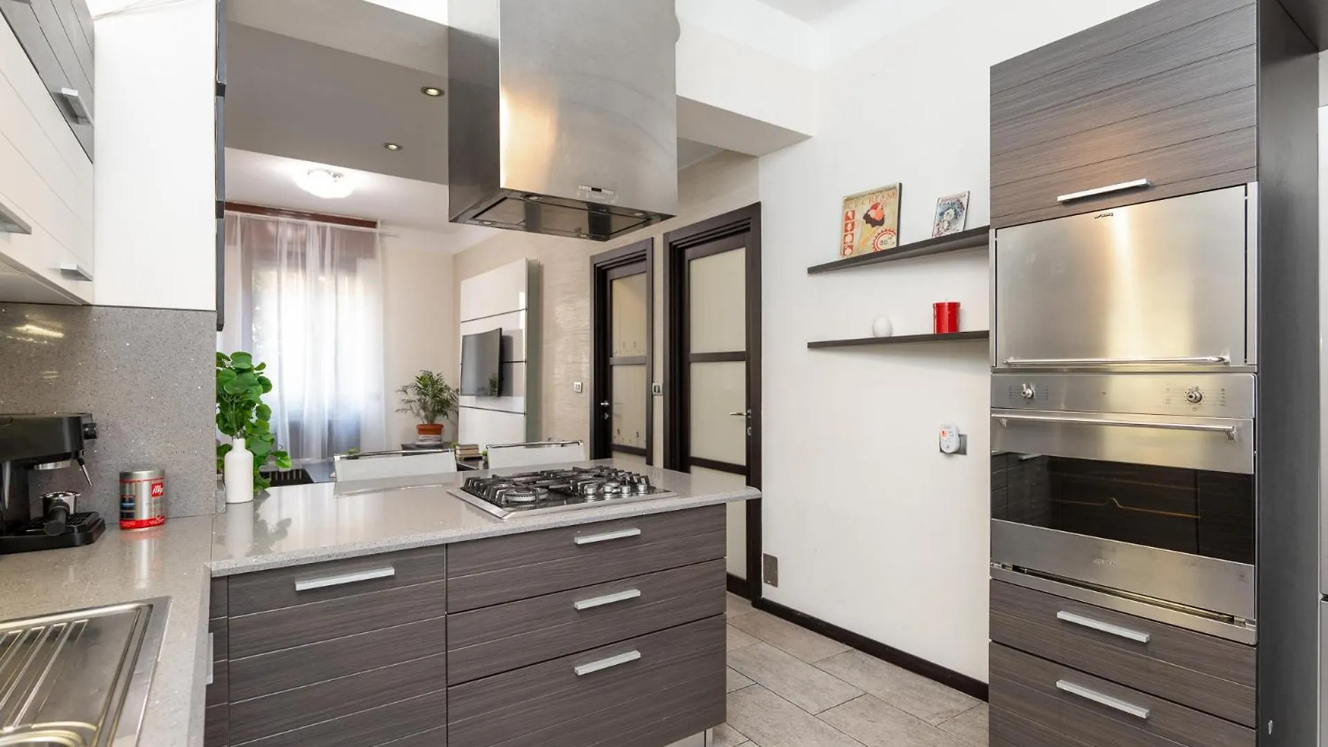 Design Apartment In Central Station Milan 0*,  Italy